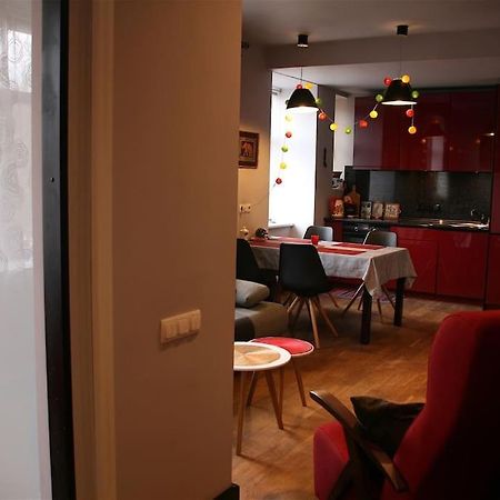 2 Room Apartment With Bath Riga Bagian luar foto