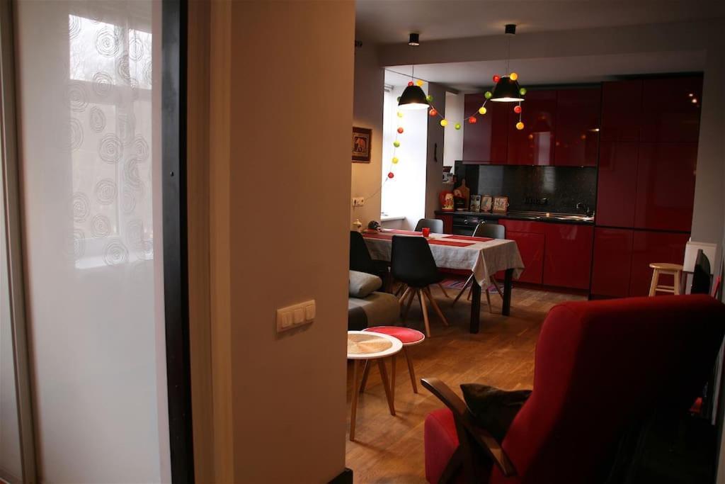 2 Room Apartment With Bath Riga Bagian luar foto