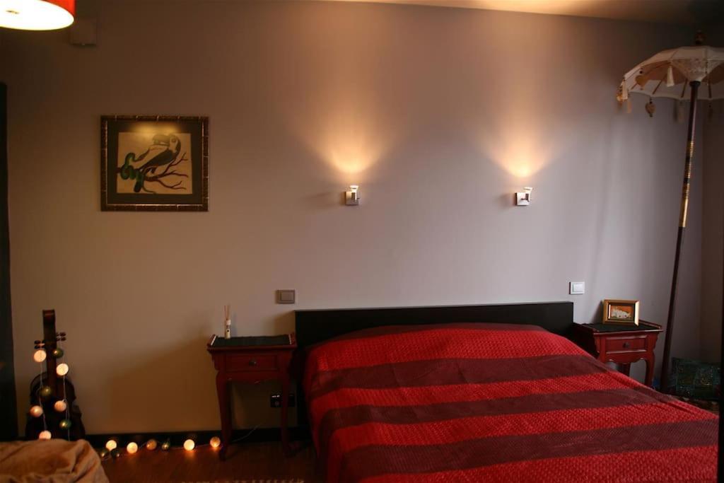 2 Room Apartment With Bath Riga Bagian luar foto